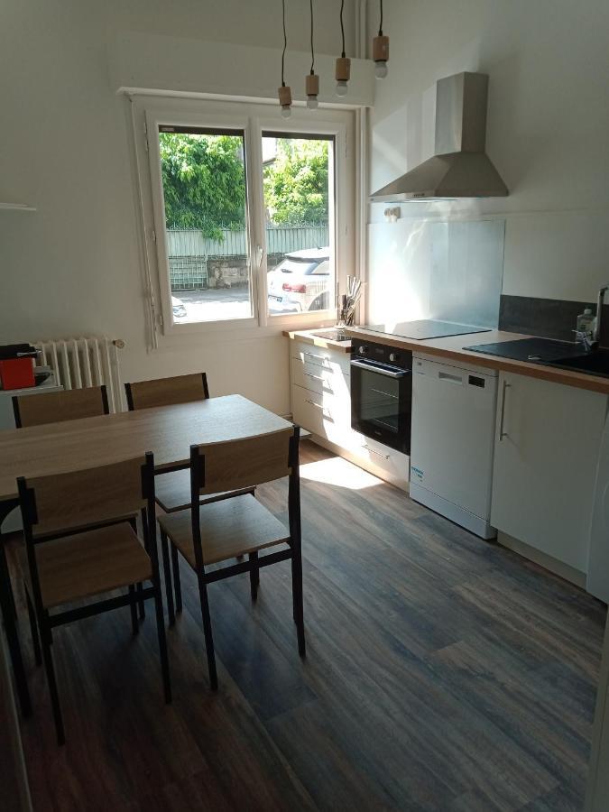 Appartement F2 Meuble Centre Ville Brive-la-Gaillarde Buitenkant foto